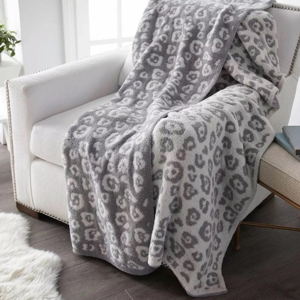 NEW cupcakes and cashmere leopard print blanket